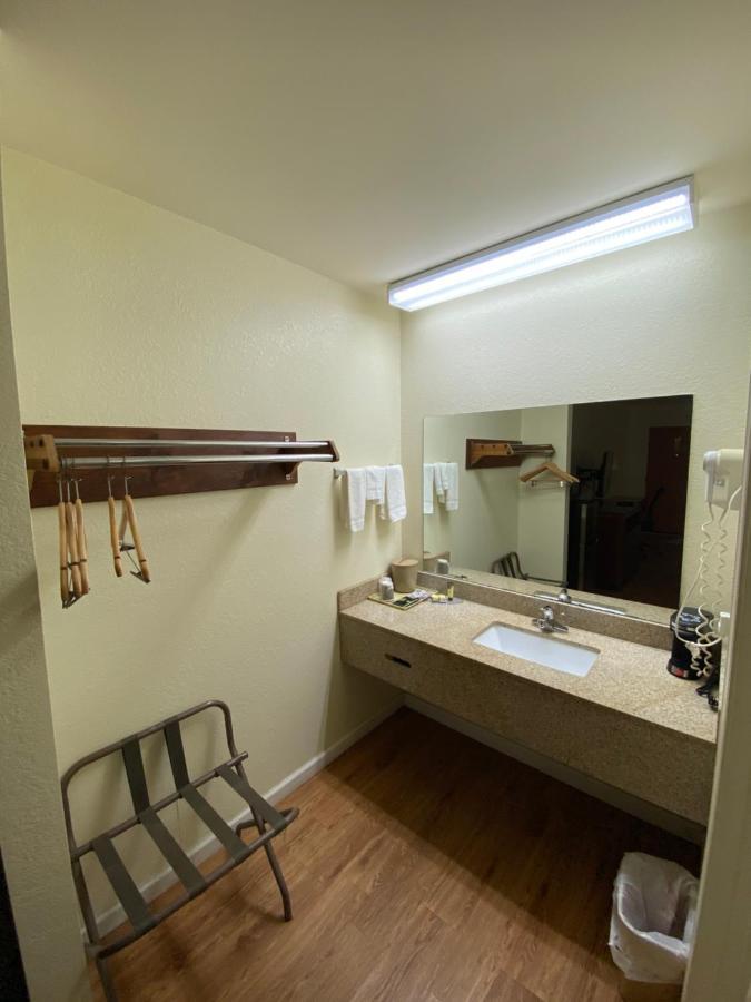 Kings Inn LaFayette 외부 사진
